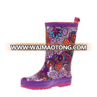 Fashionable in style children's frozen boots rain cover shoes